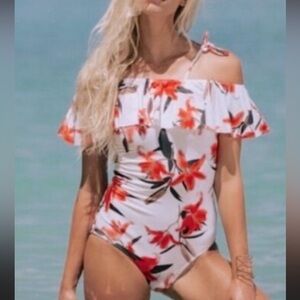 Albion Fit the Wave Le Fleur White Floral Swimsuit Size XL EUC #2152